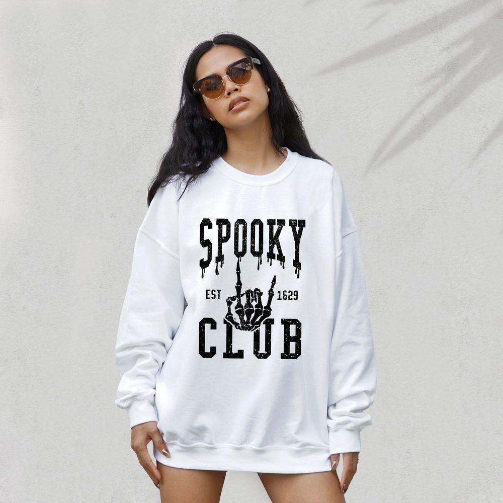 Retro Halloween Spooky Club Vuitino Merch